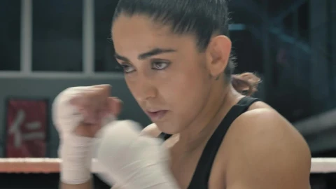 Stock Video Female Boxer Training On The Ring Live Wallpaper For PC - Free Live Wallpaper