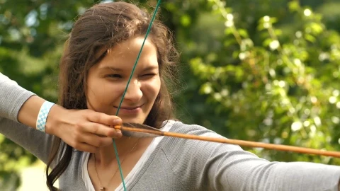 Stock Video Female Archer Shooting An Arrow Live Wallpaper For PC - Free Live Wallpaper