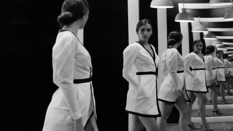 Stock Video Fashion Model In Front Of Multiple Mirrors Live Wallpaper For PC - Free Live Wallpaper
