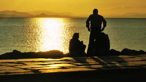 Stock Video Family On The Pier Watching The Sunset Live Wallpaper For PC - Free Live Wallpaper