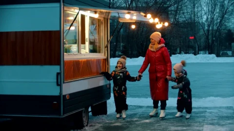 Stock Video Family At A Donut Stand After Ice Skating Live Wallpaper For PC - Free Live Wallpaper