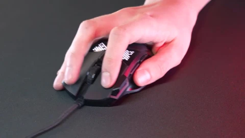 Stock Video Hand Using A Gaming Mouse 1756 Live Wallpaper For PC - Free Live Wallpaper