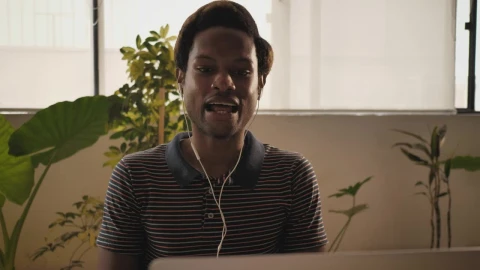 Stock Video Guy Facing In The Middle Of A Video Call On Live Wallpaper For PC - Free Live Wallpaper