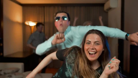 Stock Video Group Of Friends Partying Happily Live Wallpaper For PC - Free Live Wallpaper