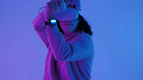 Stock Video Gamer Playing A Fighting Game With Vr Glasses Live Wallpaper For PC - Free Live Wallpaper