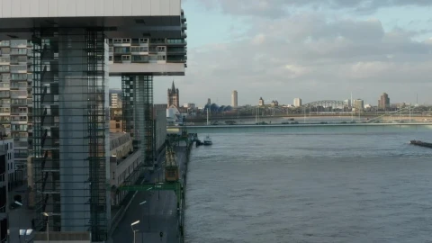 Stock Video Futuristic Design Buildings Along A River Live Wallpaper For PC - Free Live Wallpaper