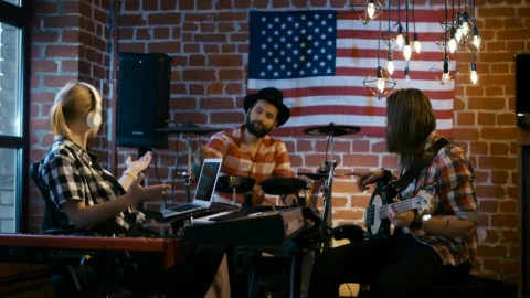 Stock Video Frustrated Musicians In Rehearsal Session Live Wallpaper For PC - Free Live Wallpaper
