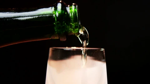 Stock Video Frosted Champagne Glass Live Wallpaper For PC - Free Live Wallpaper