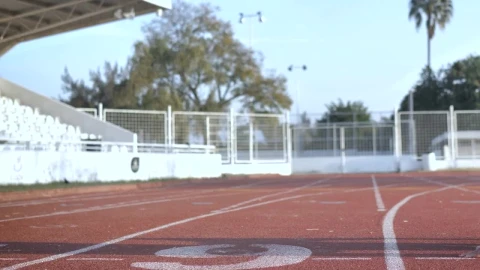Stock Video Front View Of A Female Runner In The Start Position Live Wallpaper For PC - Free Live Wallpaper