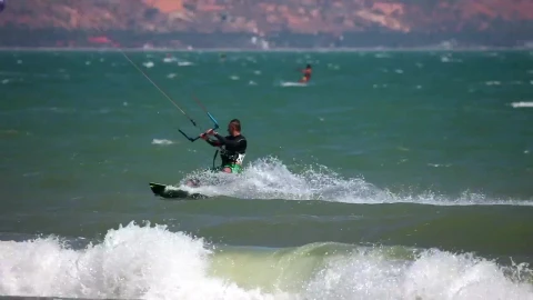 Stock Video Kite Surfer Riding The Waves Animated Wallpaper - Free Live Wallpaper