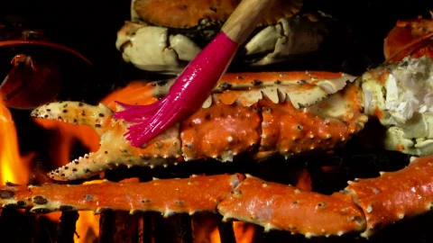 Stock Video King Crab On The Grill Animated Wallpaper - Free Live Wallpaper