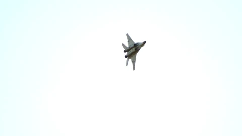 Stock Video Jet Spinning While Flying In The Sky Animated Wallpaper - Free Live Wallpaper
