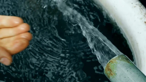 Stock Video Jet Of Water Falling In A Hand Animated Wallpaper - Free Live Wallpaper