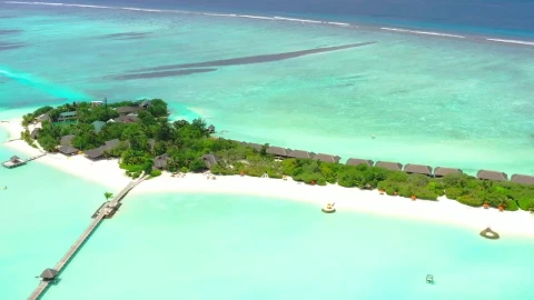 Stock Video Island Surrounded By Turquoise Sea Animated Wallpaper - Free Live Wallpaper