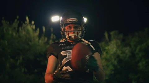 Stock Video Intimidating Football Player In Front Of The Camera Animated Wallpaper - Free Live Wallpaper