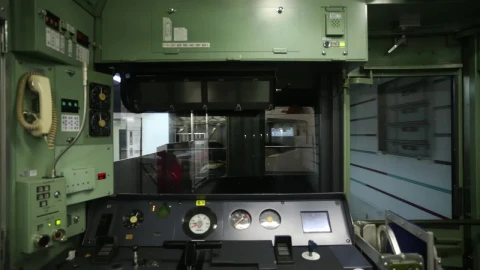 Stock Video Inside A Rear Control Cabin Of A Subway Train Animated Wallpaper - Free Live Wallpaper