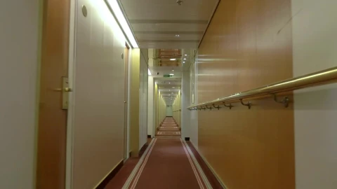 Stock Video Inside A Hotel Corridor Animated Wallpaper - Free Live Wallpaper