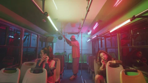 Stock Video Inside A Bus With A Few People Animated Wallpaper - Free Live Wallpaper