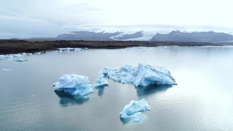 Stock Video Iceberg Floating In The Ocean Near The Coast Animated Wallpaper - Free Live Wallpaper