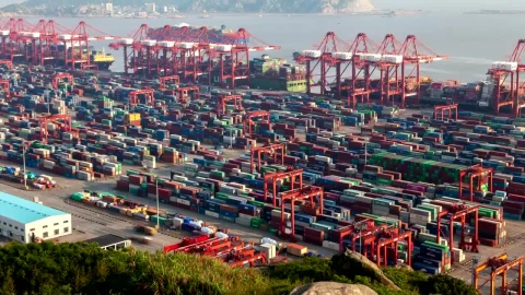 Stock Video Huge Container Area On A Shoreline Aerial Shot Animated Wallpaper - Free Live Wallpaper
