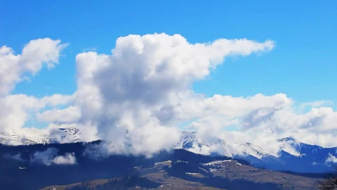 Stock Video Huge Clouds Moving Over The Mountains Animated Wallpaper - Free Live Wallpaper