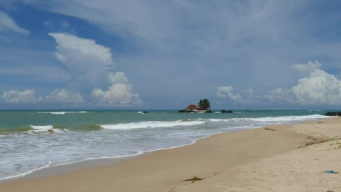 Stock Video House In The Middle Of The Ocean Animated Wallpaper - Free Live Wallpaper