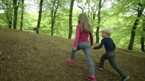 Stock Video Holding Hands Together Animated Wallpaper - Free Live Wallpaper