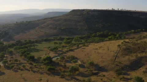 Stock Video Hill In The Middle Of A Mountain Range Animated Wallpaper - Free Live Wallpaper