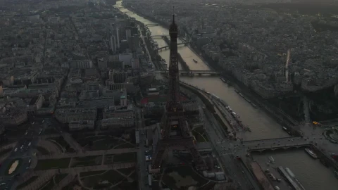 Stock Video High View Of The Eiffel Tower And The Seine River Animated Wallpaper - Free Live Wallpaper