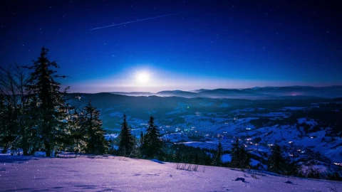 Stock Video High Point Of View In The Carpathian Mountains Animated Wallpaper - Free Live Wallpaper