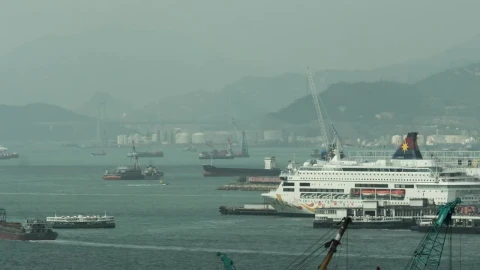 Stock Video Heavy Boat Traffic In Hong Kong Harbor Animated Wallpaper - Free Live Wallpaper