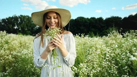 Stock Video Happy Woman In A Flower Field Animated Wallpaper - Free Live Wallpaper
