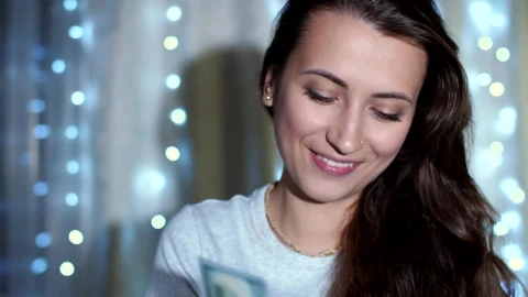 Stock Video Happy Woman Imagining While Holding Bills Animated Wallpaper - Free Live Wallpaper