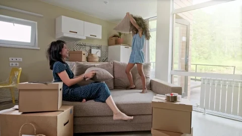 Stock Video Happy Mom And Daughter Playing With Pillows Animated Wallpaper - Free Live Wallpaper