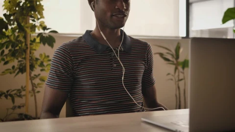 Stock Video Happy Man Chatting On A Video Call Animated Wallpaper - Free Live Wallpaper