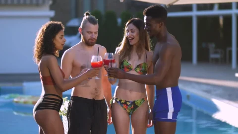 Stock Video Happy Friends Toasting Beside A Swimming Pool Animated Wallpaper - Free Live Wallpaper