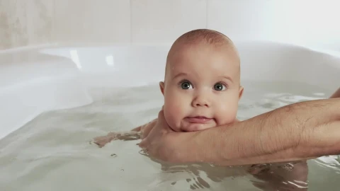 Stock Video Happy Baby Being Bathed By His Mother Animated Wallpaper - Free Live Wallpaper