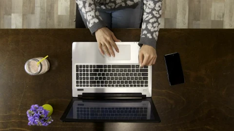 Stock Video Hands Typing On A Laptop Top Shot Animated Wallpaper - Free Live Wallpaper