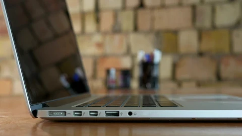 Stock Video Hands Of A Person Working On A Laptop Animated Wallpaper - Free Live Wallpaper