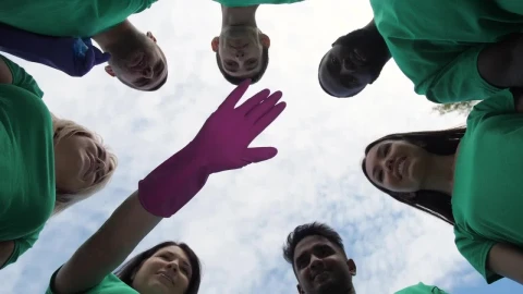 Stock Video Hands In The Middle Of A Work Team Animated Wallpaper - Free Live Wallpaper