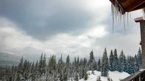 Stock Video Landscape Outside A Cabin In The Winter Mountains Animated Wallpaper - Free Live Wallpaper