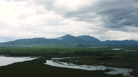 Stock Video Landscape Of A Plain With A Couple Of Lakes Animated Wallpaper - Free Live Wallpaper