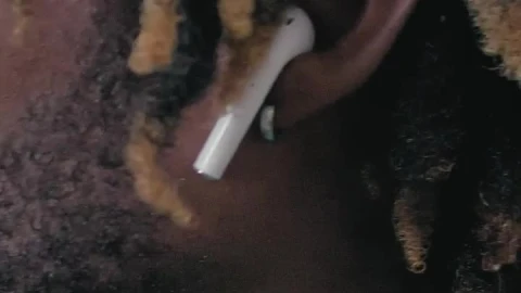Stock Video Man In Profile Shaking His Head To The Beat Of Animated Wallpaper - Free Live Wallpaper