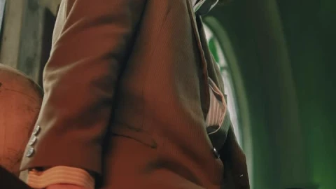 Stock Video Man From A Bygone Age Putting On His Coat Animated Wallpaper - Free Live Wallpaper