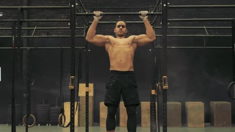Stock Video Man Doing Pull Ups Animated Wallpaper - Free Live Wallpaper