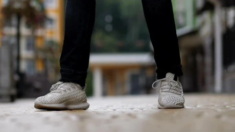 Stock Video Man Dancing On The Sidewalk Animated Wallpaper - Free Live Wallpaper