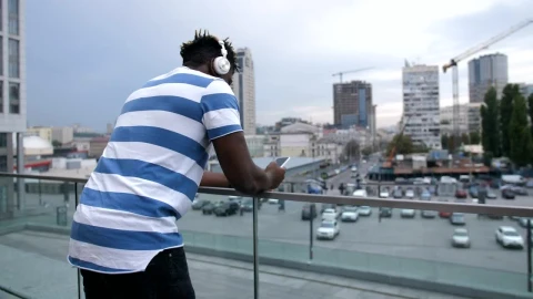 Stock Video Man Checking His Phone Animated Wallpaper - Free Live Wallpaper