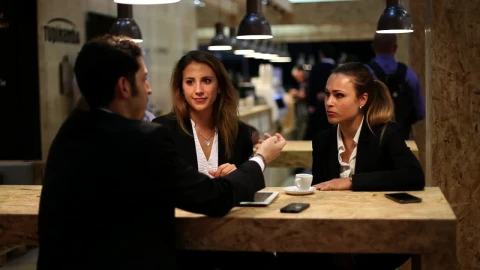 Stock Video Man Chatting With Two Women In A Cafe Animated Wallpaper - Free Live Wallpaper