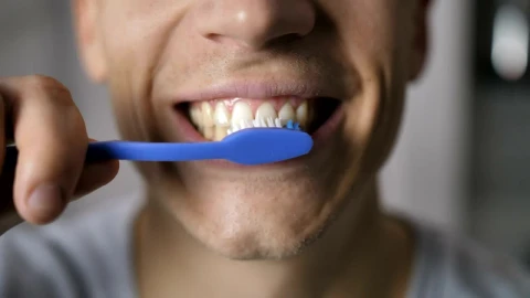 Stock Video Man Brushing His Teeth In A Very Close Shot Animated Wallpaper - Free Live Wallpaper