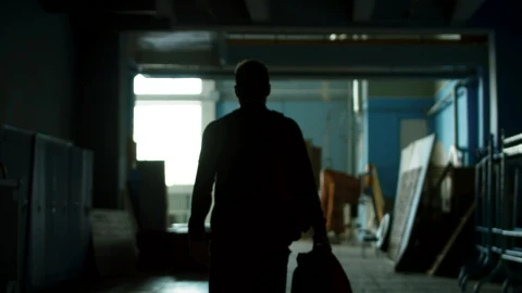 Stock Video Man Arriving To Boxing Gym Animated Wallpaper - Free Live Wallpaper